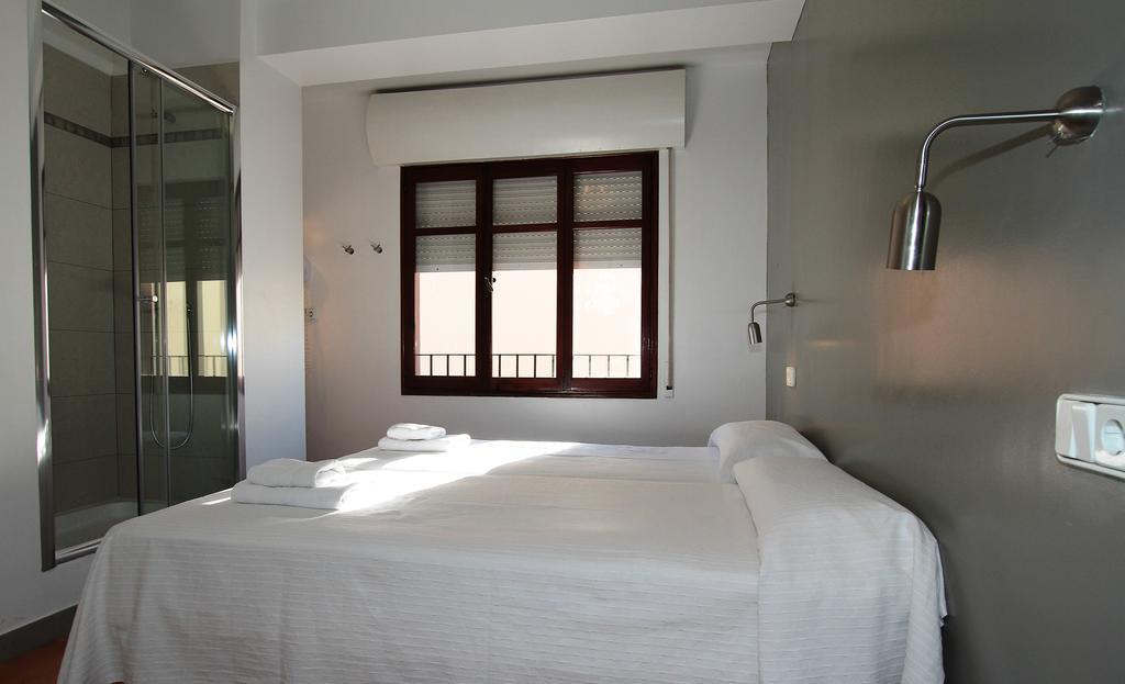 Hostal Ripoll Ibiza Εξωτερικό φωτογραφία