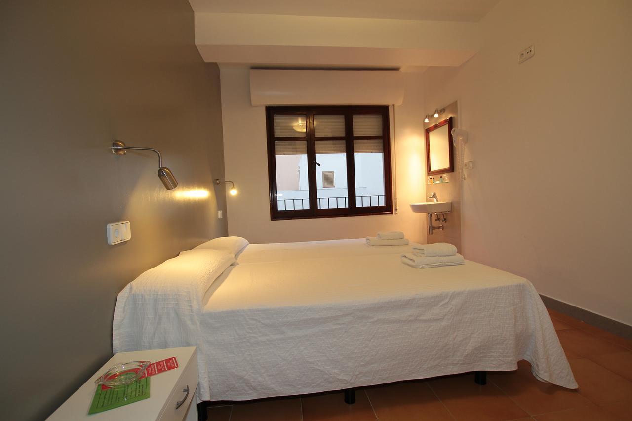 Hostal Ripoll Ibiza Εξωτερικό φωτογραφία